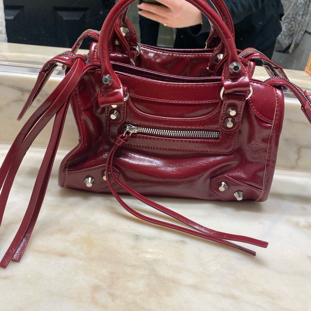 Women’s Red Patent faux Leather Satchel Bag